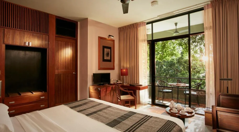 Superior King at Heritance Kandalama