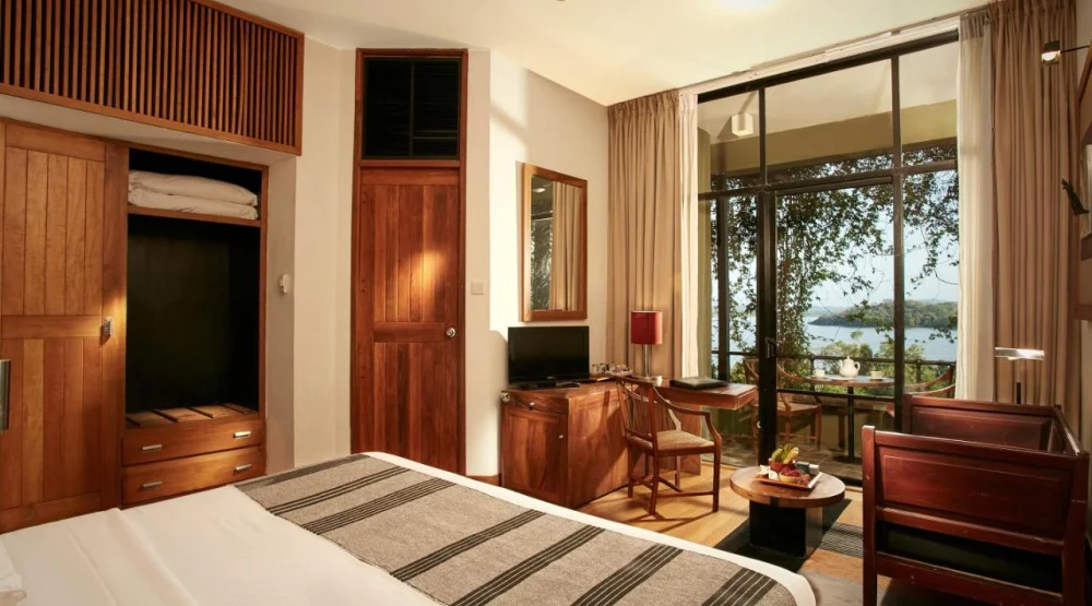 Panoramic King at Heritance Kandalama