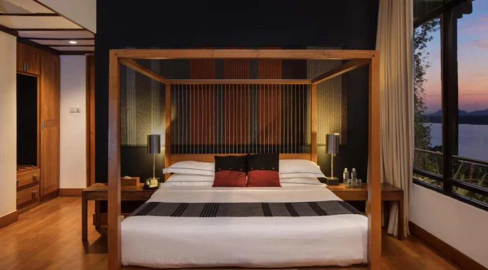 Luxury Suite at Heritance Kandalama