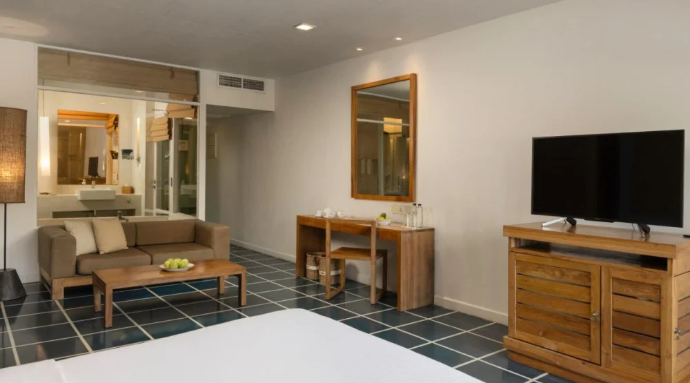 Deluxe Twin Room with Sea View at Jetwing Blue