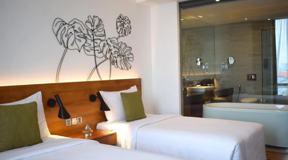 Super Deluxe Double Room at Jetwing Colombo Seven