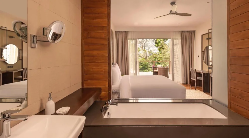 Luxury Double at Jetwing Kandy Gallery a Luxury Reserve