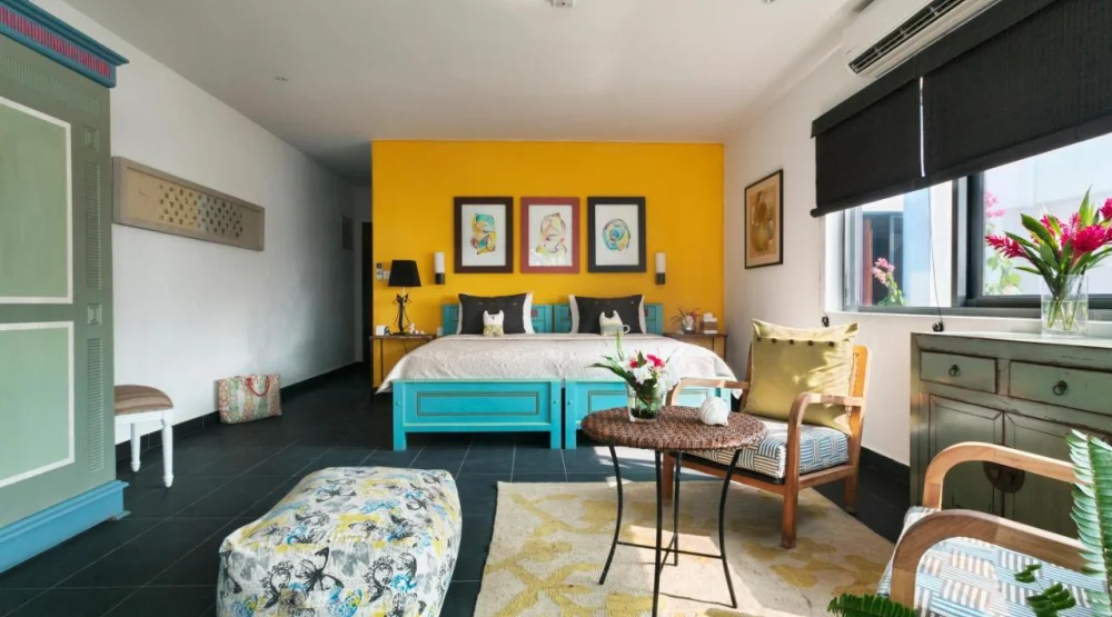 Suite Melodies at Owl & The Pussycat Hotel