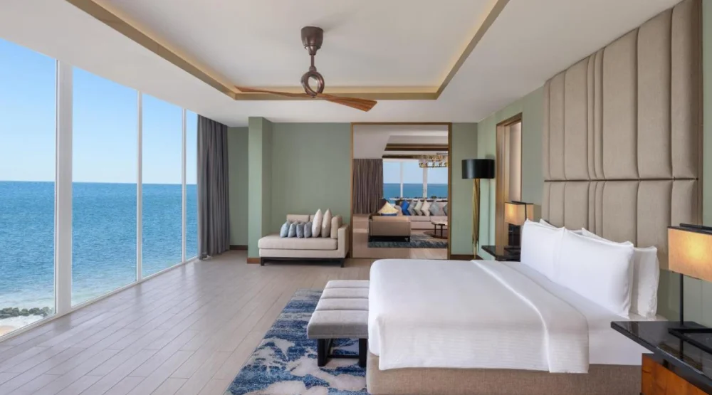 Presidential Suite - Sea View at Radisson Blu Resort Galle