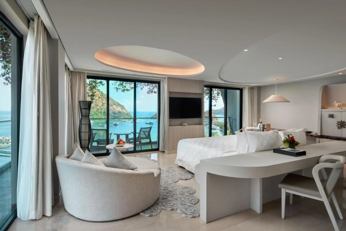 Ayana Komodo Waecicu Beach - Hotel Photo 11