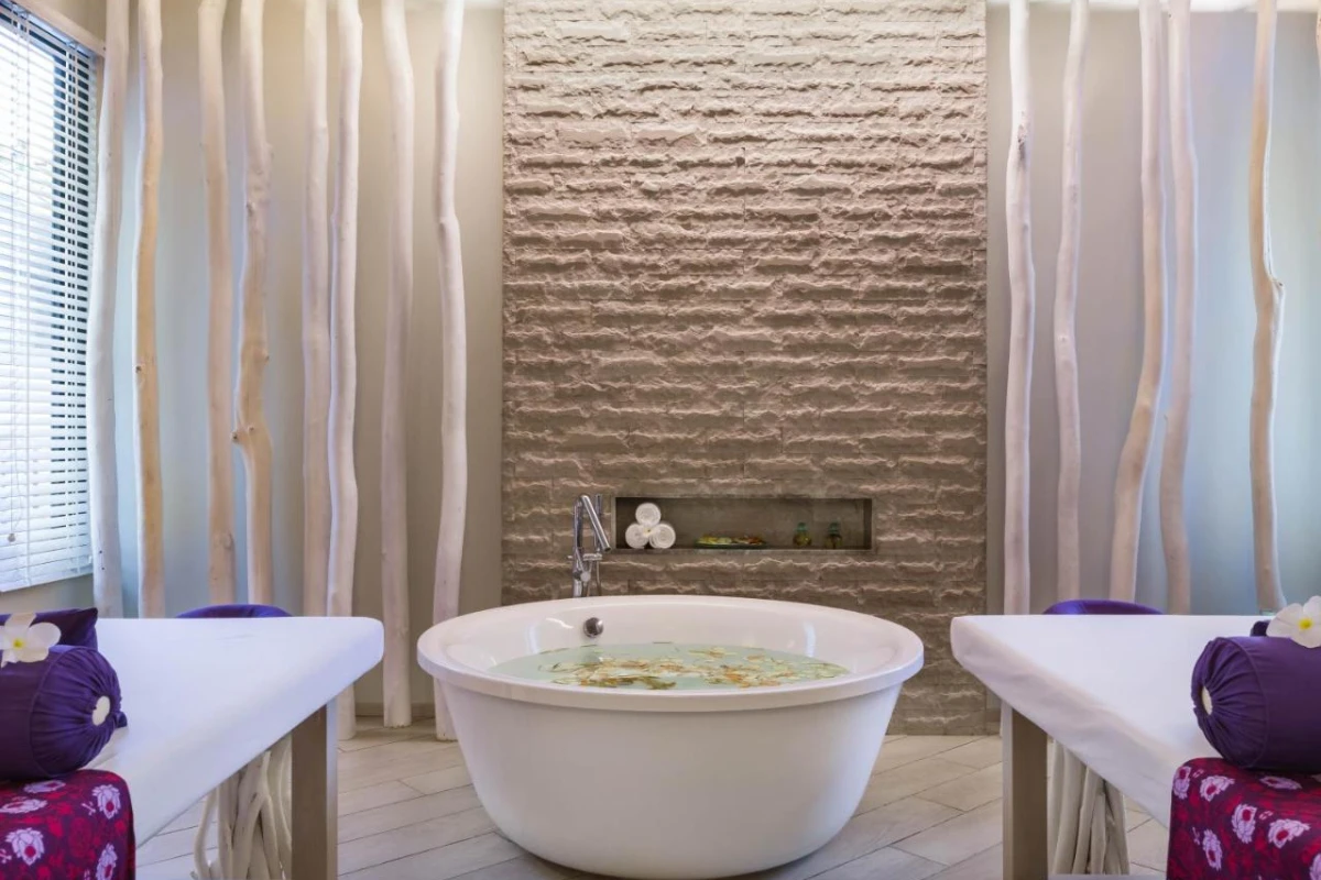 Ayana Komodo Waecicu Beach - Hotel Photo 47