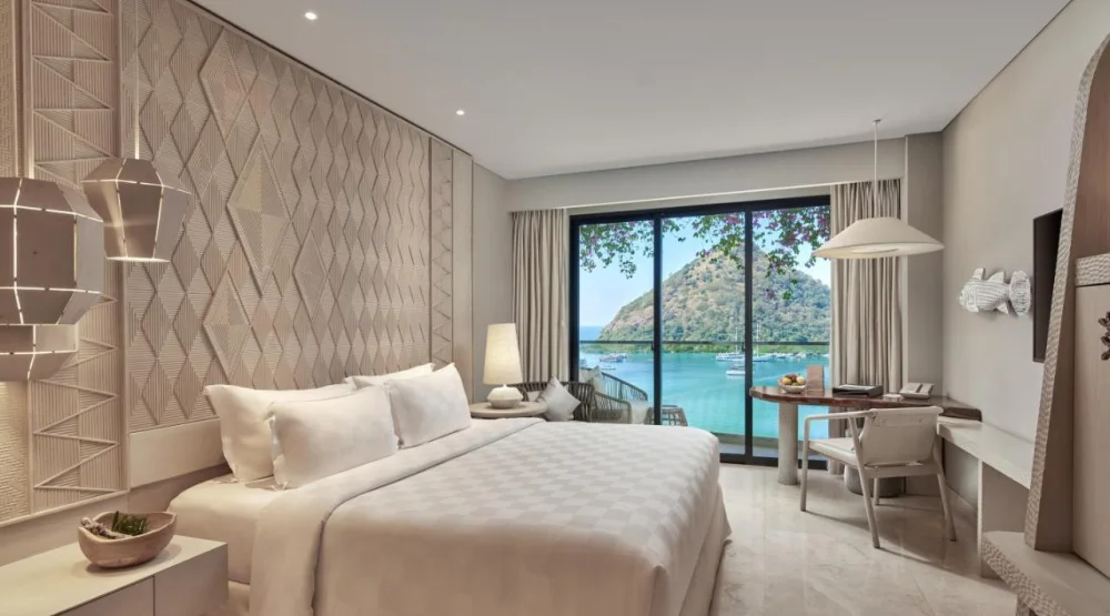 Deluxe Ocean View Room at Ayana Komodo Waecicu Beach