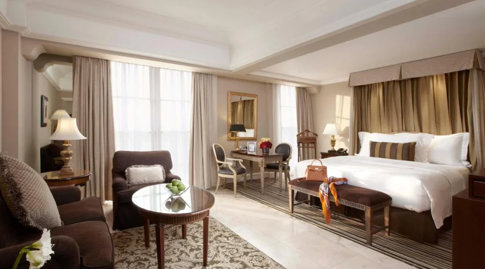 Junior Suite at Hotel Gran Mahakam