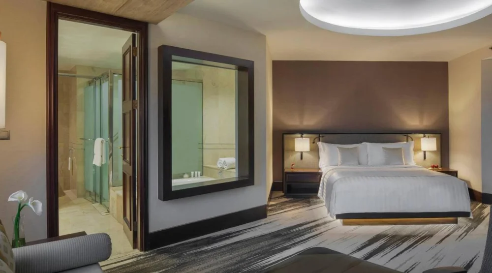 Red Level Two Bedroom Interconnecting Suite at Gran Melia Jakarta