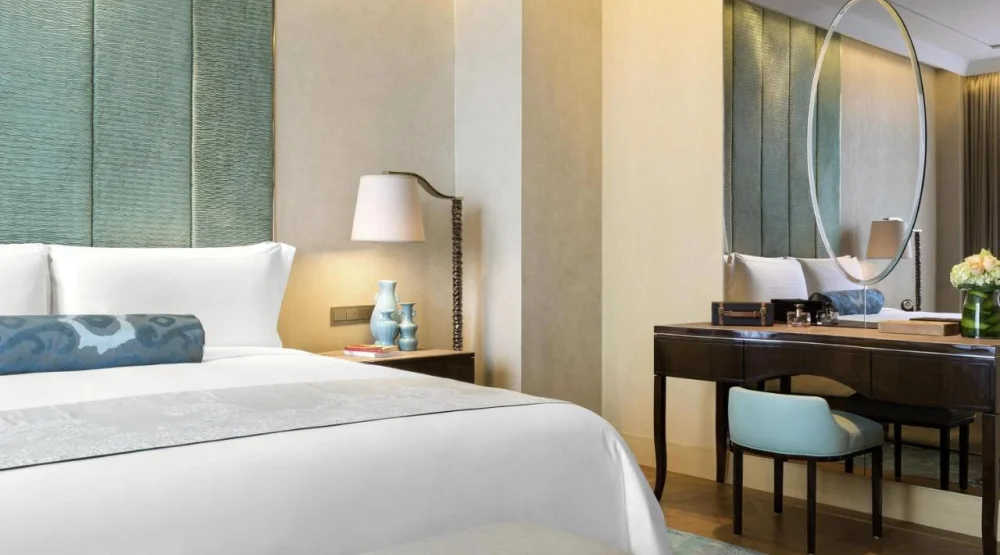 Suite with Garden View at Raffles Jakarta