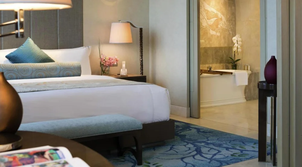 Raffles King Room at Raffles Jakarta