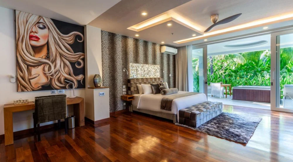 Suite with Jacuzzi, Garden View at Seven Secrets by Hanging Gardens