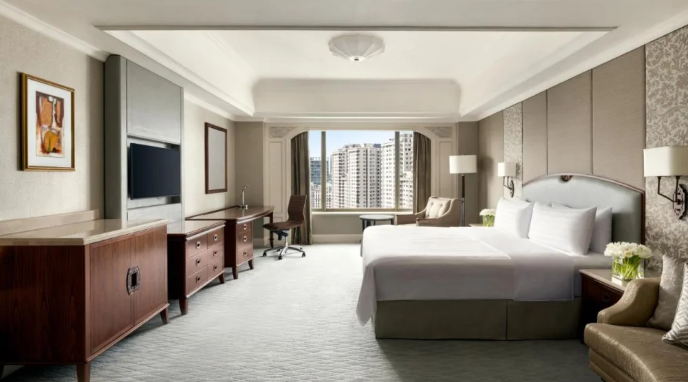 Executive Suite at Shangri-La Jakarta