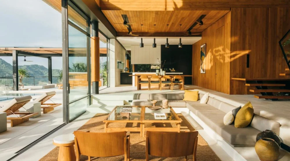 Four Bedroom Villa House Of Herring with Sea View at Tampah Hills