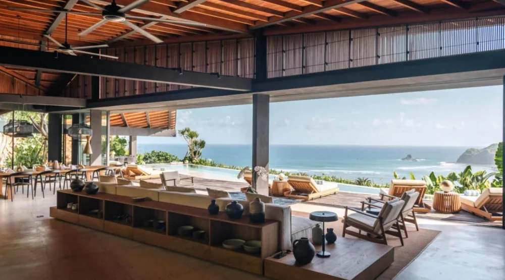 Four Bedroom Villa Layang with Sea View at Tampah Hills