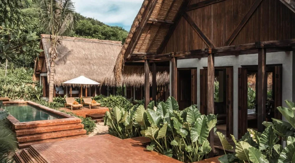 Two Bedroom Villa Seaside Collective with Garden View at Tampah Hills