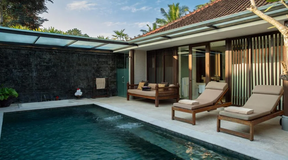 Family Private Pool Villa at Tanah Gajah by Hadiprana