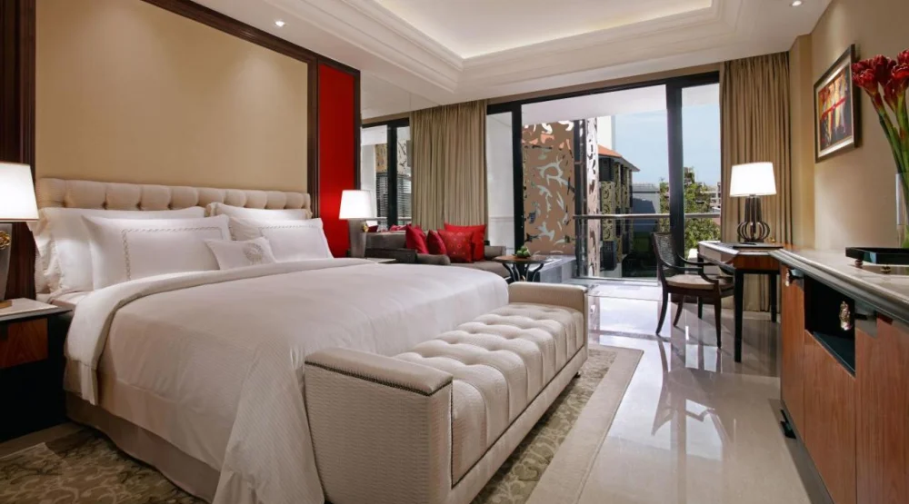 Club Premier King Room at The Trans Resort Bali