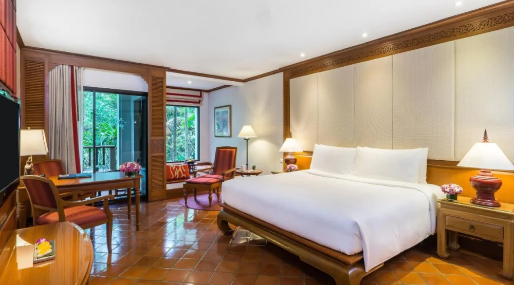 Deluxe Garden King, Guest Room, One King, Garden View, Balcony at JW Marriott Phuket Resort & Spa