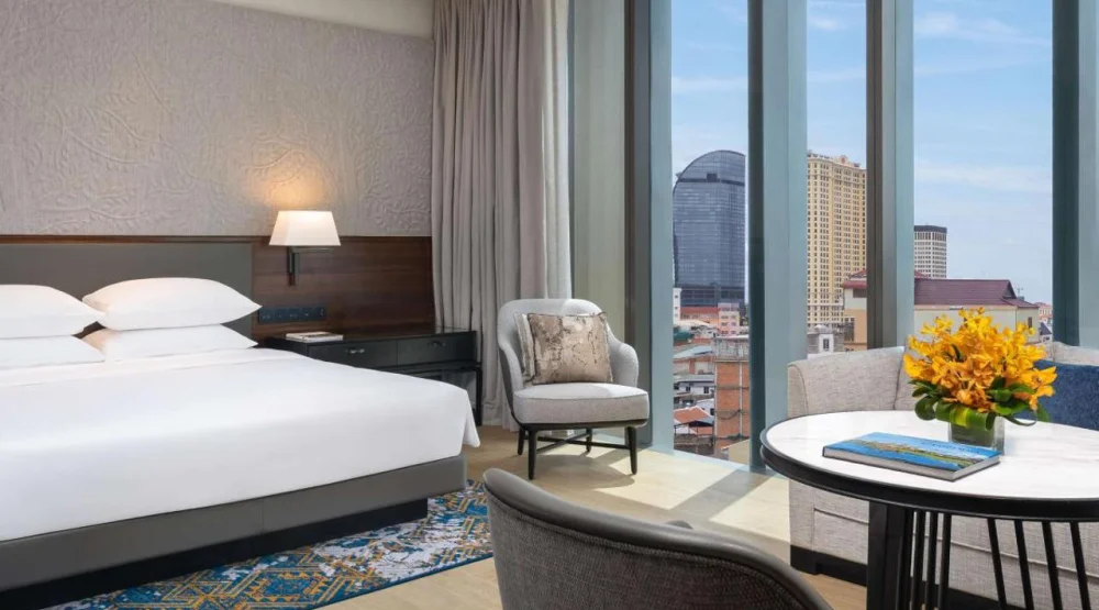 Deluxe King Room at Hyatt Regency Phnom Penh