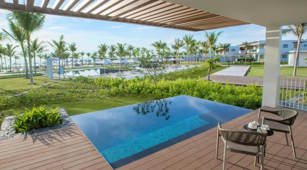 Three Bedrooms Villa, Private Pool, Beach Front - King Beds at Alma Resort Cam Ranh