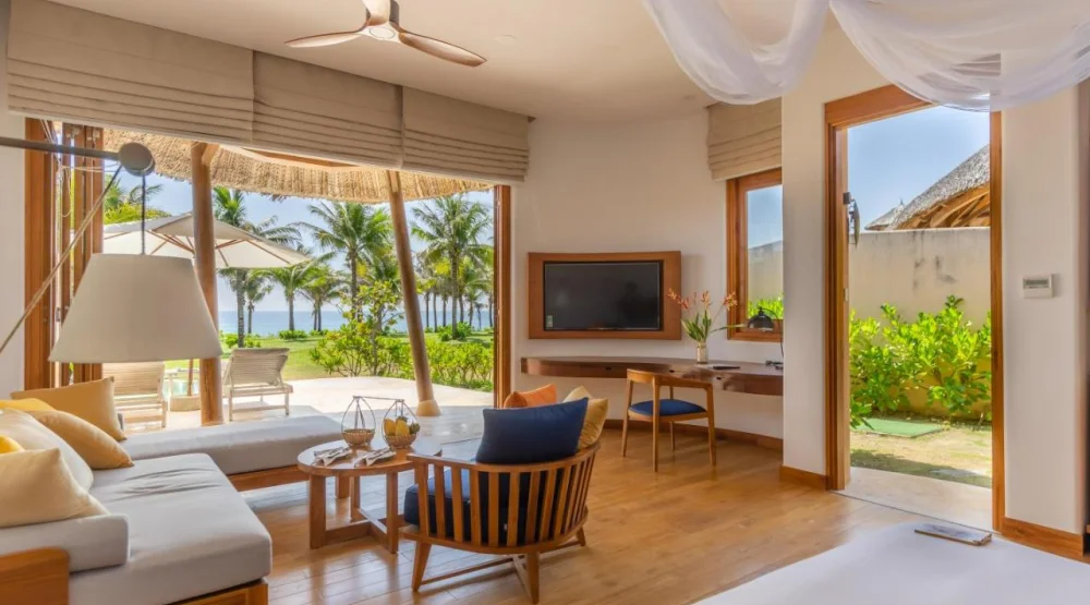 One King Bed Beach Front One Bedroom Pool Villa at Ana Mandara Cam Ranh