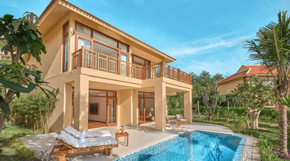 Lagoon Three Bedroom Pool Villa at Ana Mandara Cam Ranh