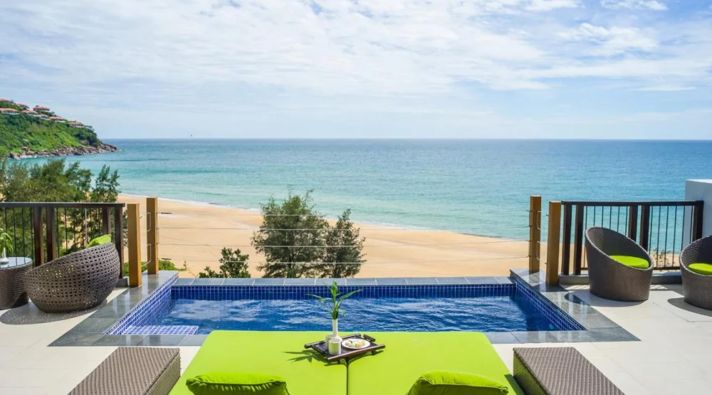 Two Bedroom Skypool-loft with Private Pool and Sea View at Angsana Lang Co