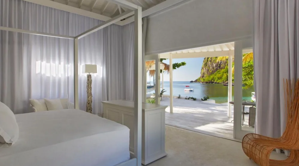 Luxury Beachfront Bungalow at Sugar Beach A Viceroy Resort