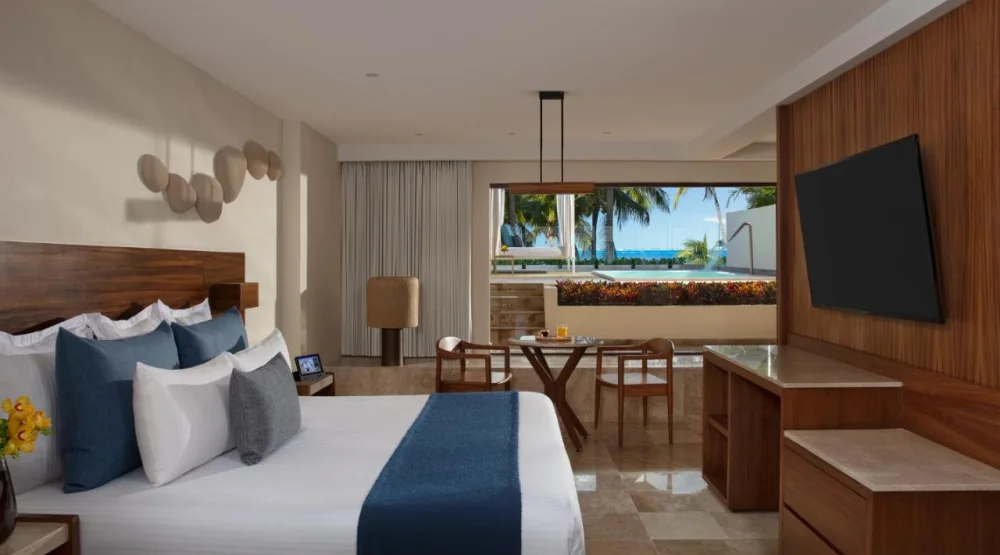 Preferred Club Honeymoon Plunge Pool Suite - Adults Only at Dreams Sands Cancun Resort & Spa