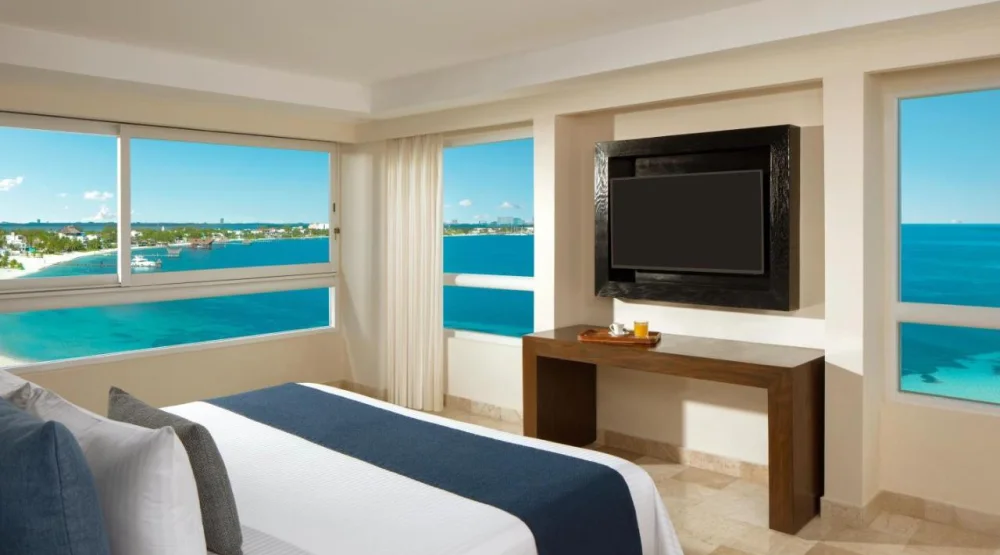 Preferred Club Master Suite at Dreams Sands Cancun Resort & Spa
