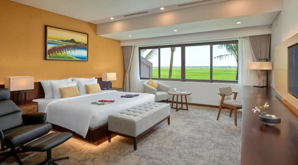 Grand Three Bedroom Villa with Private Onsen at Kobi Onsen Resort Hue Affiliated By Melia