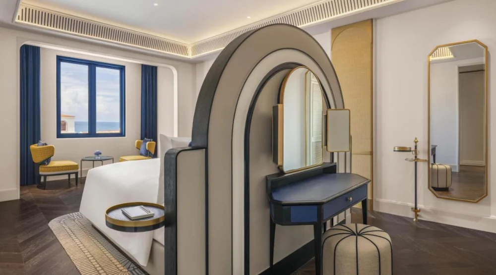 King Sorrento Sinfonia Suite at La Festa Phu Quoc Curio Collection By Hilton