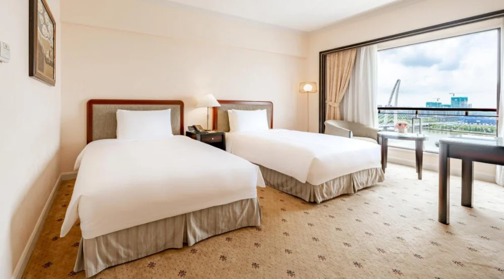 Deluxe Twin Room with Riverview at Lotte Hotel Saigon