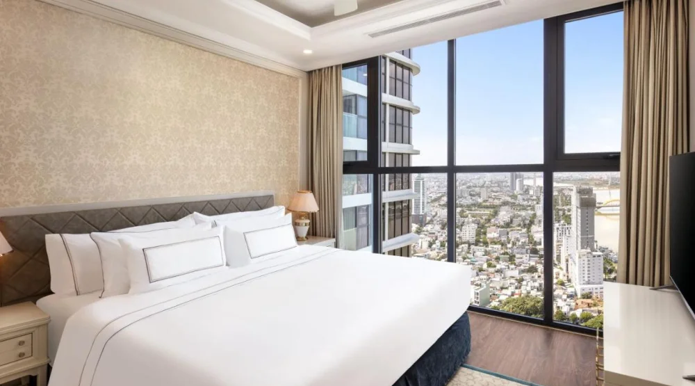 Suite with Balcony at Melia Vinpearl Danang Riverfront