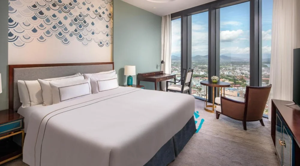 Deluxe Room at Melia Vinpearl Hue