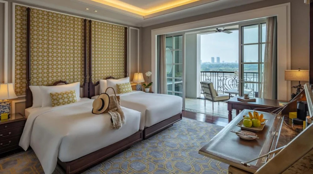 Deluxe Twin Room with River View at Mia Saigon Luxury Boutique Hotel