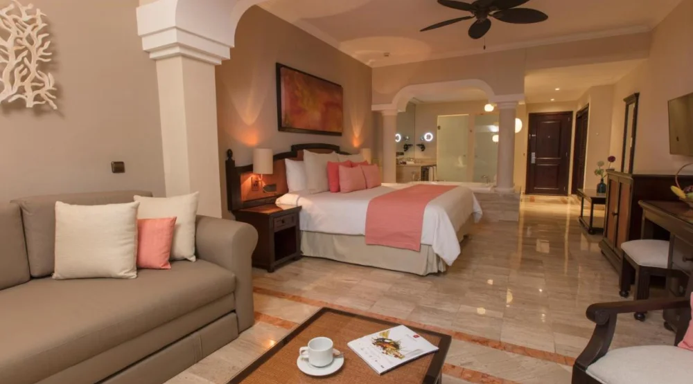 Junior Suite with Garden View at Grand Palladium White Sand Resort & Spa