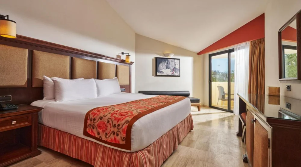 Deluxe Panoramic Ocean View at Grand Palladium Vallarta Resort & Spa