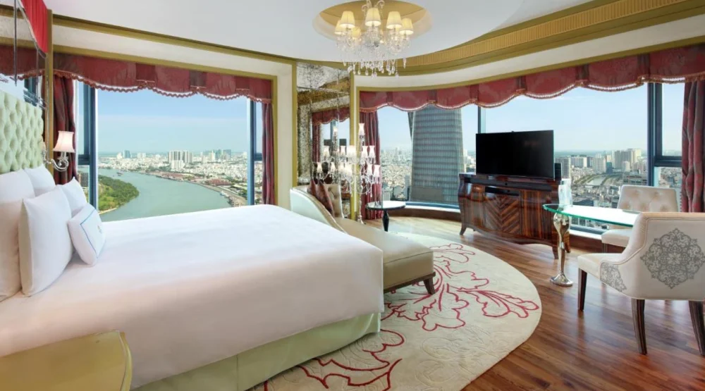 Panorama Deluxe Room High Floor Panoramic View at The Reverie Saigon