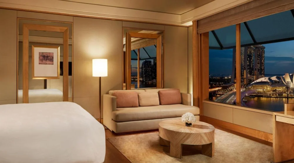 Deluxe Marina, One King Bed, Marina Bay View at The Ritz-Carlton Millenia Singapore