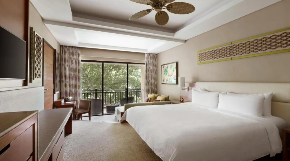 Garden Wing Superior Rainforest King Room at Shangri-La Rasa Ria Kota Kinabalu