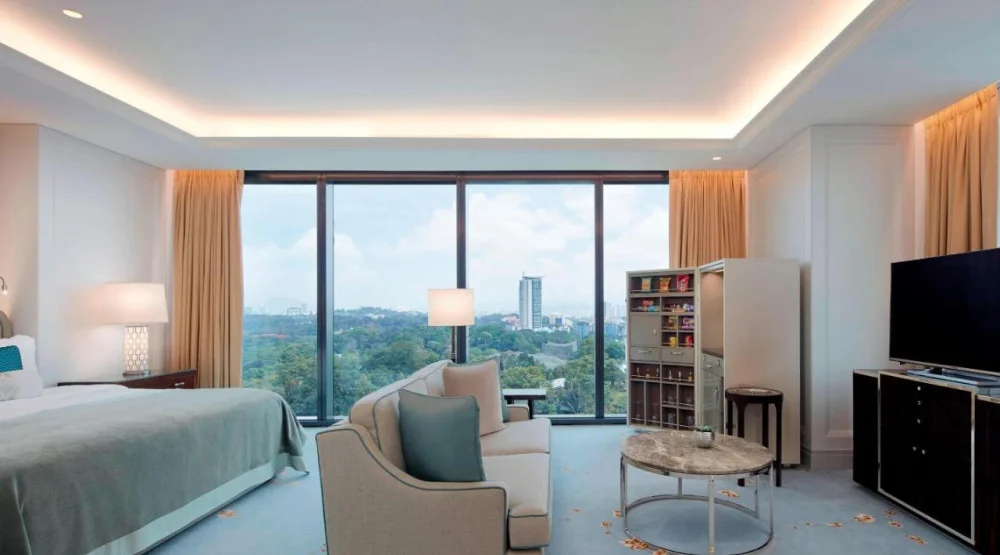 Executive Suite, Lake Gardens View at The St. Regis Kuala Lumpur
