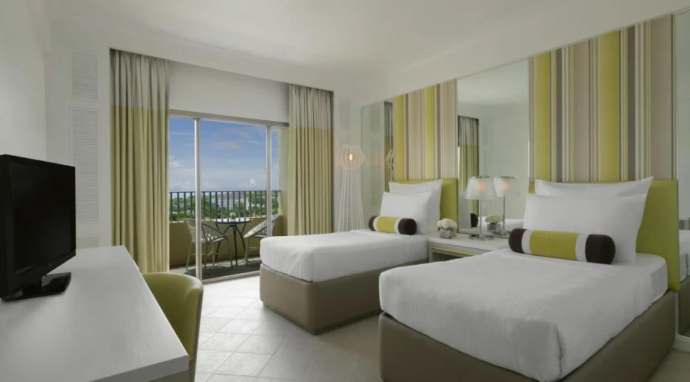 Deluxe Twin Room with Sea View at Movenpick Hotel Mactan Island Cebu