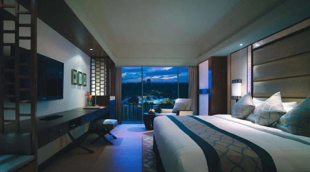 Deluxe Double Room Sea View (main Wing) at Shangri-La Mactan Cebu