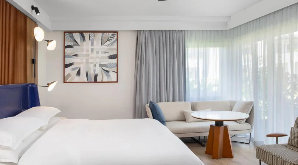 Garden View, Guest Room, One King at Sheraton Fiji Golf & Beach Resort