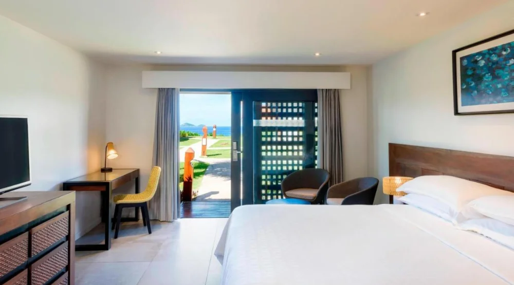 Ocean View, Guest Room, One King at Sheraton Resort & Spa Tokoriki Island Fiji