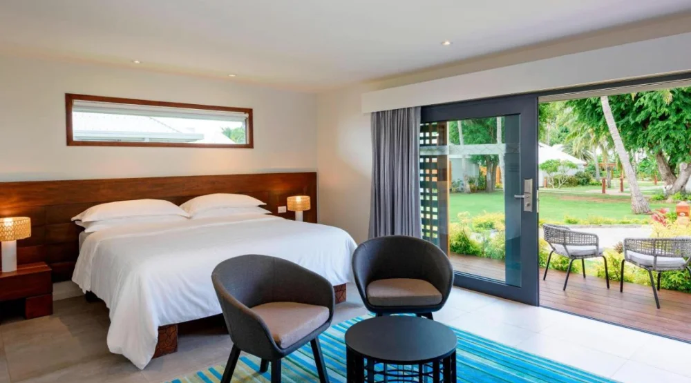 Island View, Guest Room, One King at Sheraton Resort & Spa Tokoriki Island Fiji
