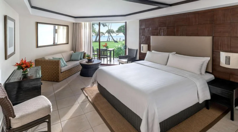 Ocean Terrace King Room at Shangri-La Yanuca Island Fiji