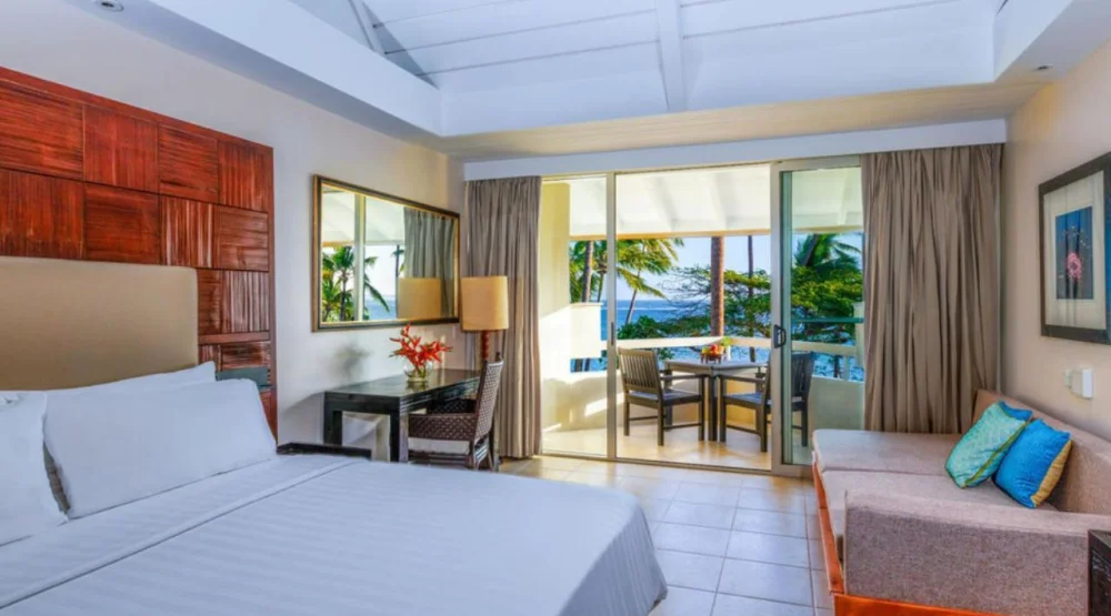 Ocean Grand Deluxe King Room at Shangri-La Yanuca Island Fiji